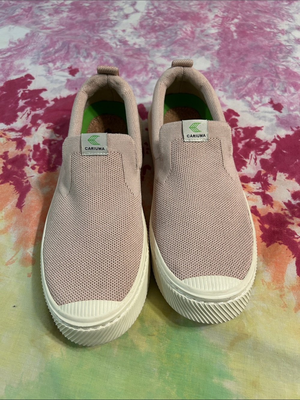 Cariuma sneakers rose color women 9.5